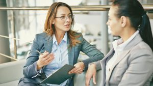 Pourquoi est-il crucial de bien rédiger une demande d'emploi ? Conseils et astuces pour réussir