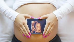 Échographie 4D pendant la grossesse : avantages et moments clés