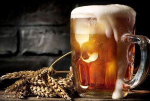 Combien de calories dans une bière : chiffres et analyse nutritionnelle